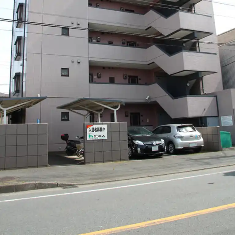 カリフォルニアパレス 外観